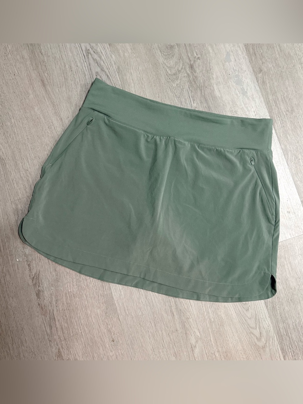 •EDDIE BAUER• SKORT